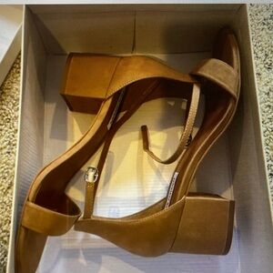 Elegant Tan Block Heel Sandals
